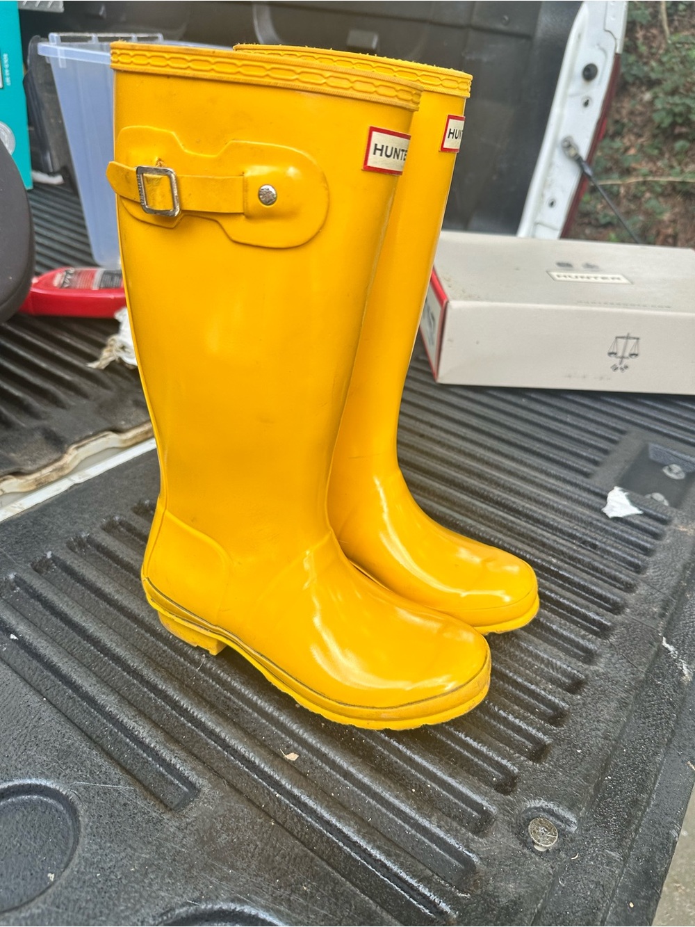 Hunter Kids Bright Yellow Gloss Rain Boots with Side Buckle
